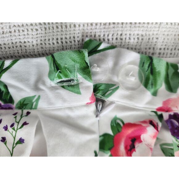 Vintage Style Retro White Floral Pleated A-Line Midi Skirt with Pockets, Size M - Picture 6 of 7